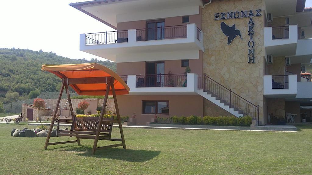 Guesthouse Alkioni Lithotopos Bagian luar foto