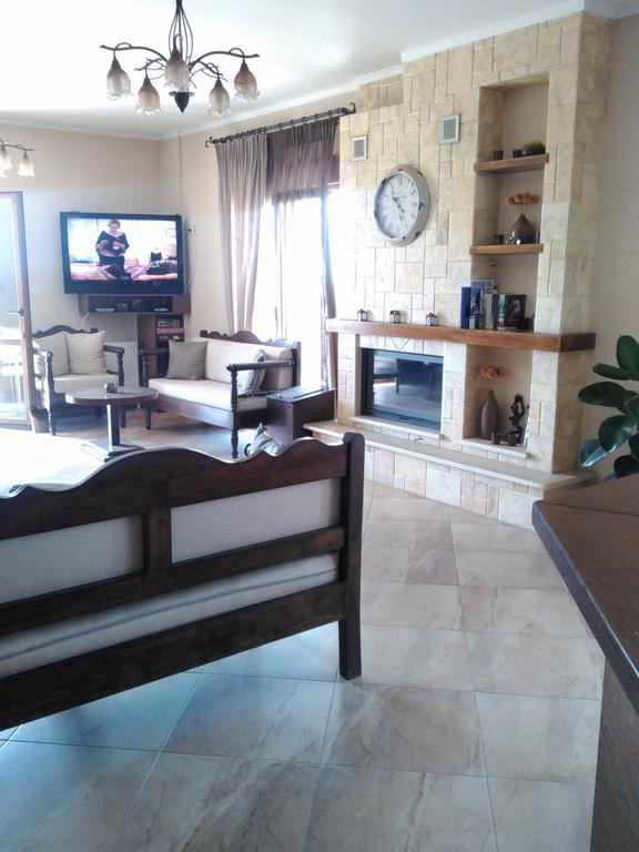 Guesthouse Alkioni Lithotopos Bagian luar foto