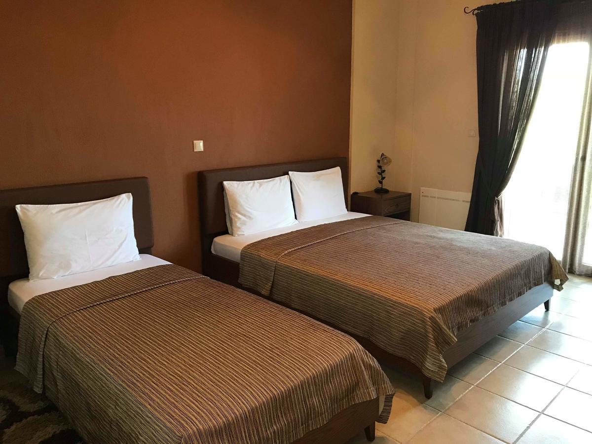 Guesthouse Alkioni Lithotopos Bagian luar foto