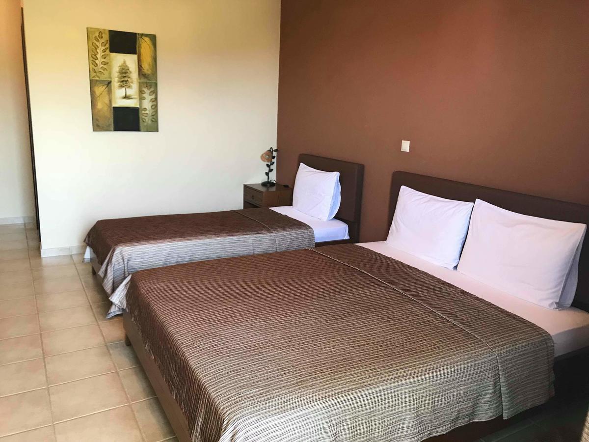 Guesthouse Alkioni Lithotopos Bagian luar foto